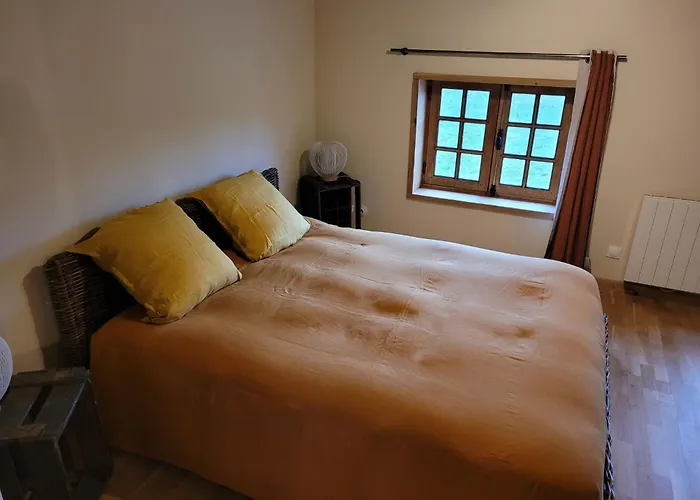 Holiday home Renoviertes In Der Naehe Von Cabourg-deauville-lisieux By Interhome *