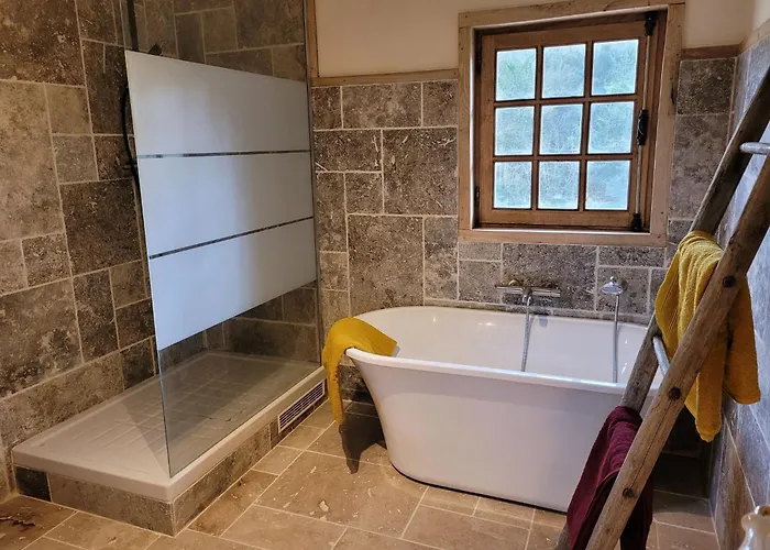 Renoviertes In Der Naehe Von Cabourg-deauville-lisieux By Interhome Leaupartie